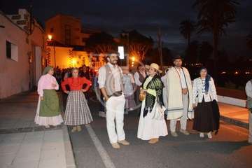 Peregrinación desde San Juan hacia Jinámar. ofrenda, reparto del potaje y festival folclórico (Foto TA y TF)